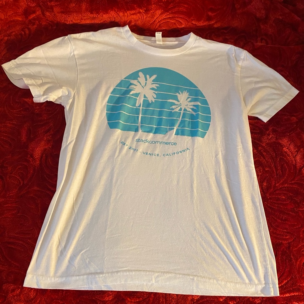 Next Level Apparel Shirt Size Small